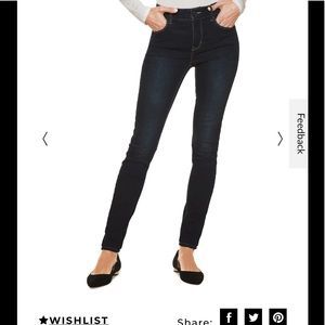 🆕 White House black market skinny Jeans
